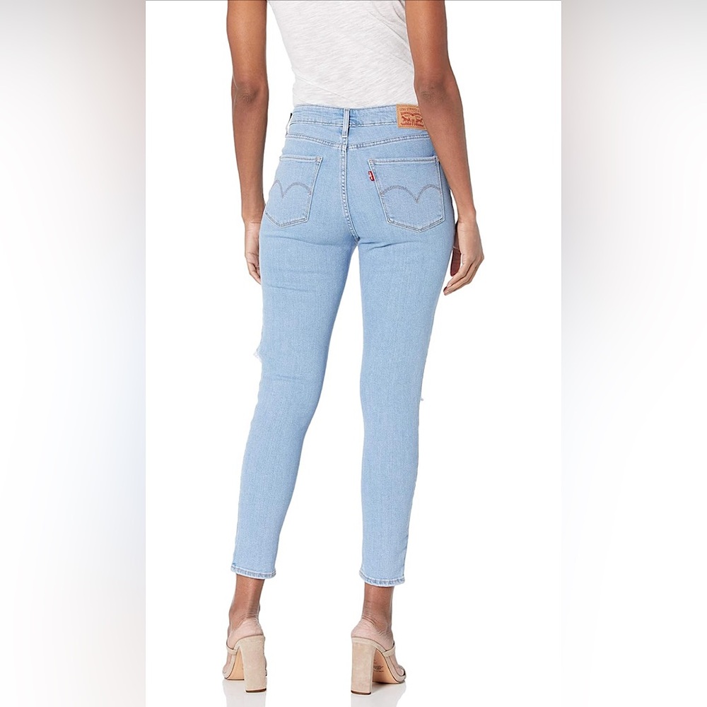 Levi's Women's 721 High Rise Distressed Skinny Ankle Jeans Azure Falls - Size 32 - Picture 2 of 16